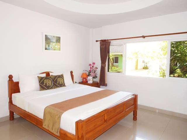 Had Lamae Resort Ban Pak Nam Lamae Exterior photo