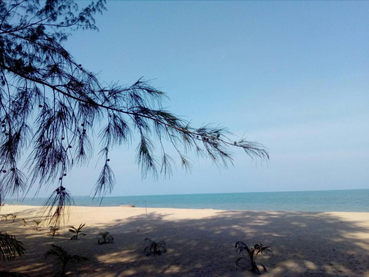 Had Lamae Resort Ban Pak Nam Lamae Exterior photo